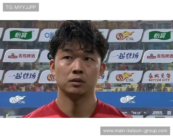 严鼎皓续约成都蓉城，本土中场核心稳固